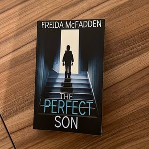 The perfect son by Freida McFadden